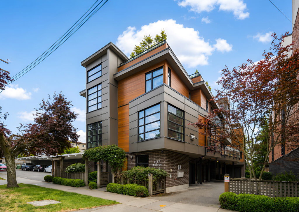 1137 Meares Street Townhouses