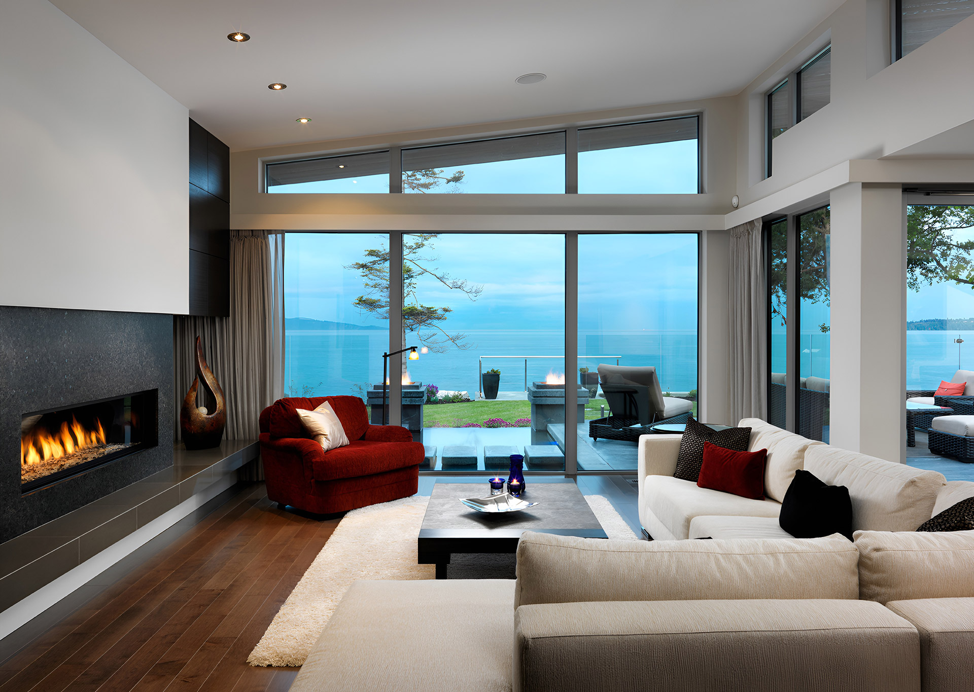 5525 parker avenue living - Prodigy Developments