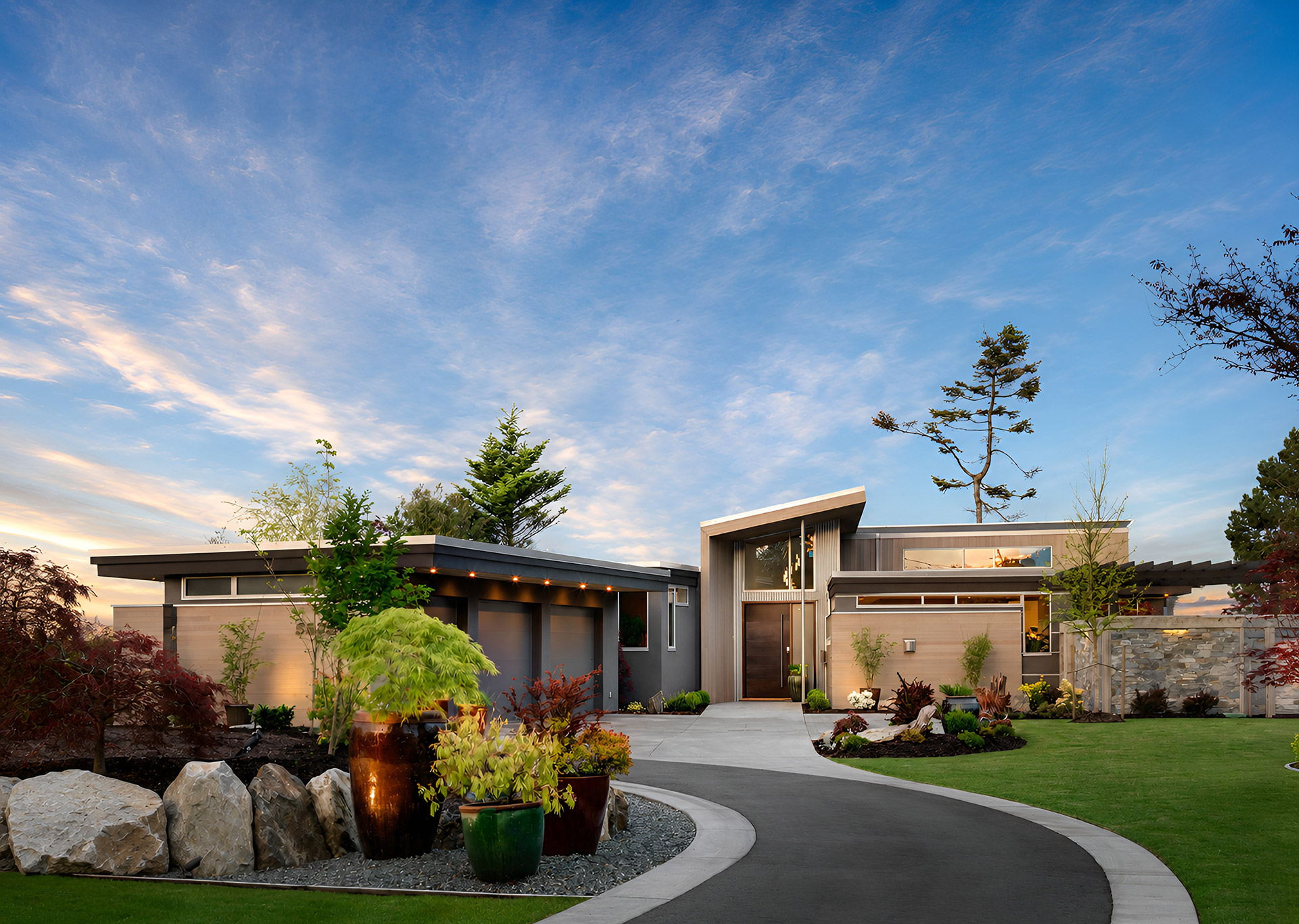 hero 5525 parker avenue - Prodigy Developments
